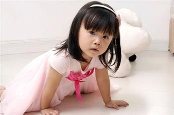 山東國康兒童注意力測試儀專(zhuān)家講解幼兒的理解力和思維能力